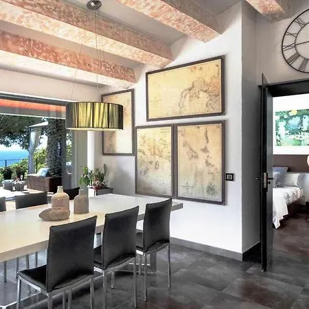 فيلة Primera Linea, Piscina, Jacuzzi Y Playa Privada توسا ذي مار