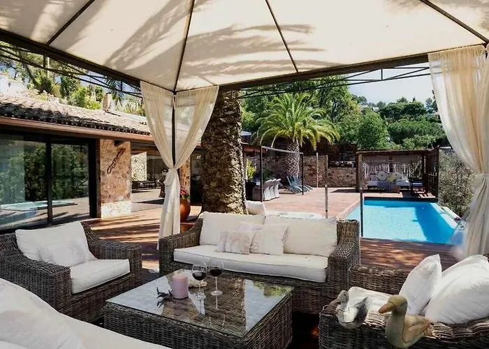 Primera Linea, Piscina, Jacuzzi Y Playa Privada * Tossa de Mar