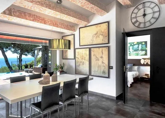 Villa Primera Linea, Piscina, Jacuzzi Y Playa Privada Tossa de Mar