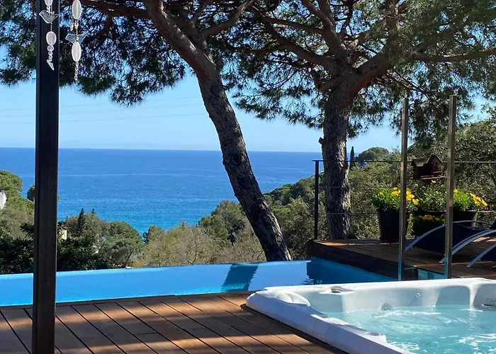 Primera Linea, Piscina, Jacuzzi Y Playa Privada Villa