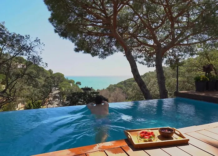 Primera Linea, Piscina, Jacuzzi Y Playa Privada Villa